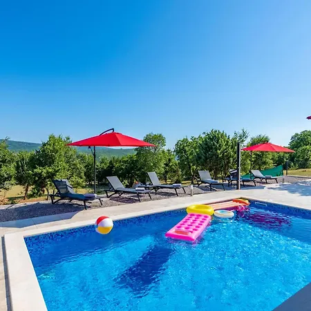 Mia In Labin, A Two With Pool Close To The Sea
