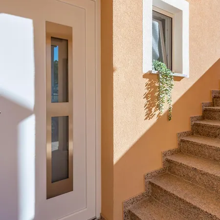 Mia In Labin, A Two With Pool Close To The Sea