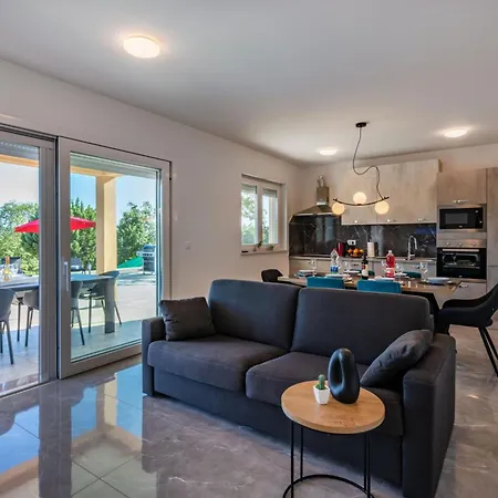 Holiday home Mia In Labin, A Two With Pool Close To The Sea