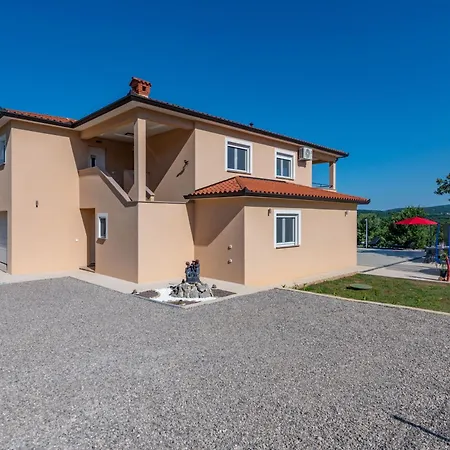 Сasa de vacaciones Mia In Labin, A Two With Pool Close To The Sea Krapan