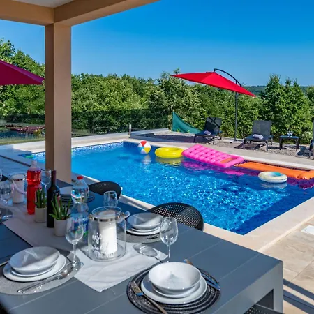 Mia In Labin, A Two With Pool Close To The Sea